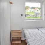 5 Bedroom Amazing In 汉斯特霍尔姆